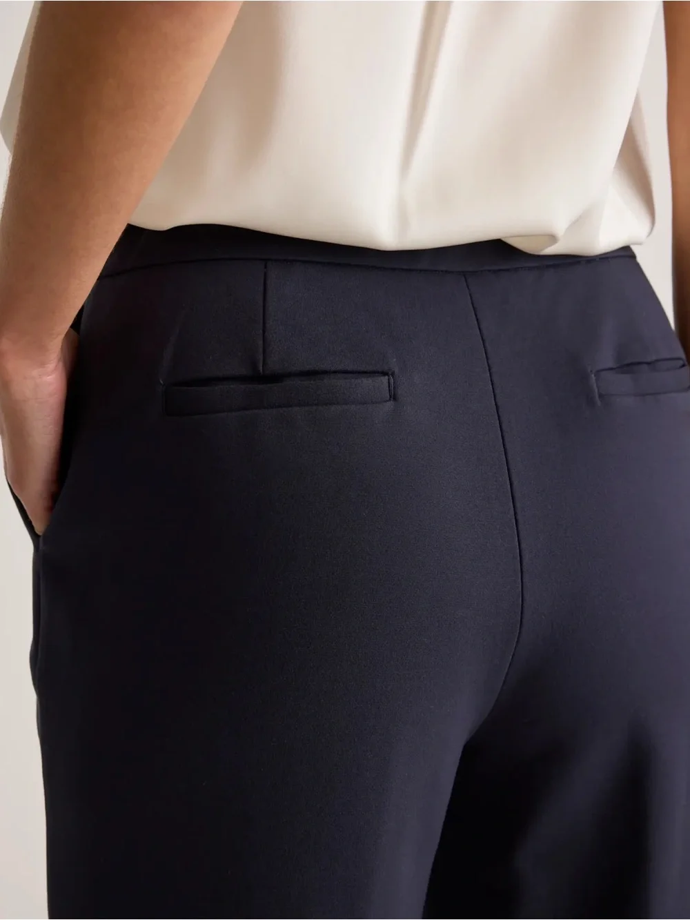Quince Ultra-Stretch Ponte Trouser Pants in Navy Blue